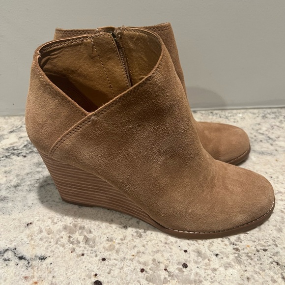 Lucky Brand Suede Wedge Booties - Picture 9 of 10